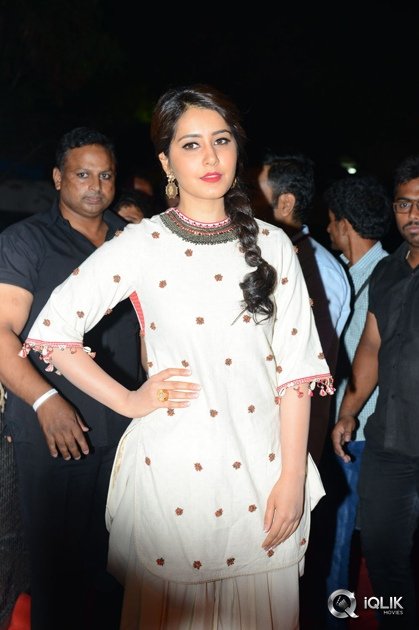 Raashi-Khanna-at-Supreme-Movie-Audio-Launch